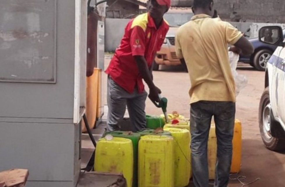 ARRETE - La vente de carburant au détail interdite par le gouverneur de Dakar