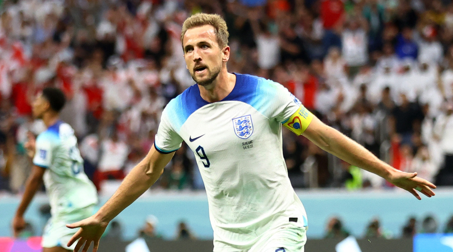 ANGLETERRE - Harry Kane efface Rooney!