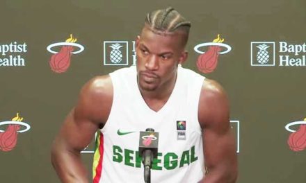 NBA - Jimmy Butler s’affiche en conférence de presse avec le maillot du Sénégal !