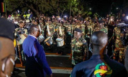 MENACE SECURITAIRE - Macky Sall promet de poursuivre les efforts d’équipement des forces de défense et de sécurité