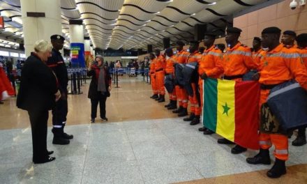 EN COULISSES - 30 pompiers décorés en Turquie