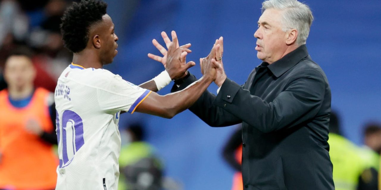 EN COULISSES - Carlo Ancelotti défend Vinicius Junior