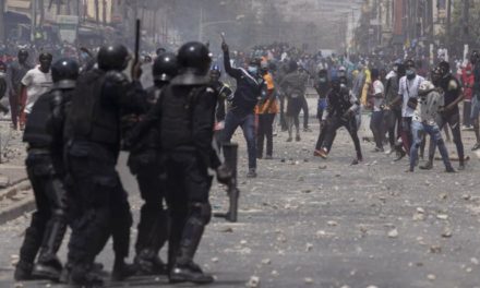 PROCÈS SONKO-ADJI SARR - Des affrontements signalés dans plusieurs quartiers de Dakar