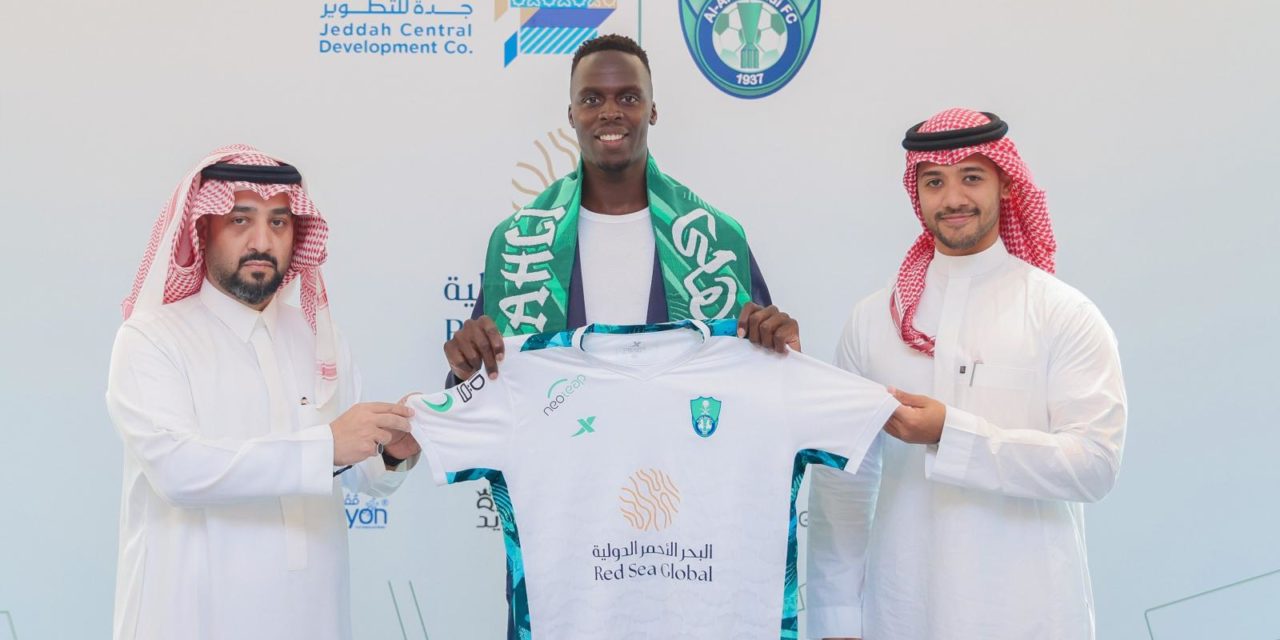 OFFICIEL - Édouard Mendy signe à Al-Ahli
