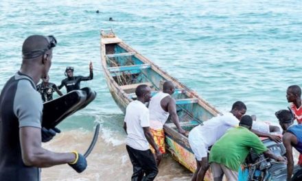 CHAVIREMENT DE LA PIROGUE A OUAKAM  - 2 corps identifiés et remis à leur famille après une autopsie