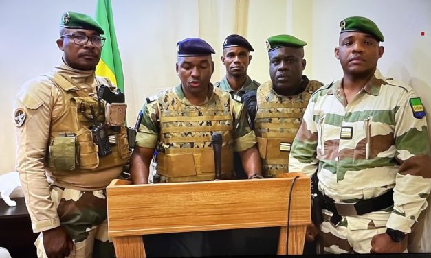 GABON - Ali Bongo renversé par l'armée après l'annonce de sa victoire