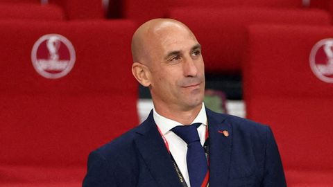 ESPAGNE - La FIFA suspend Rubiales!