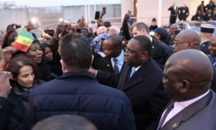 EN COULISSES - Macky Sall menace et justifie son choix.