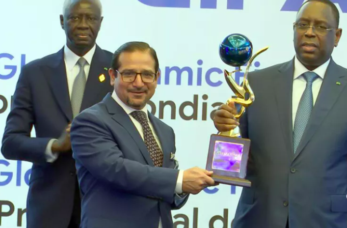 DISTINCTION - Le Prix mondial du leadership en finance islamique remis à Macky Sall