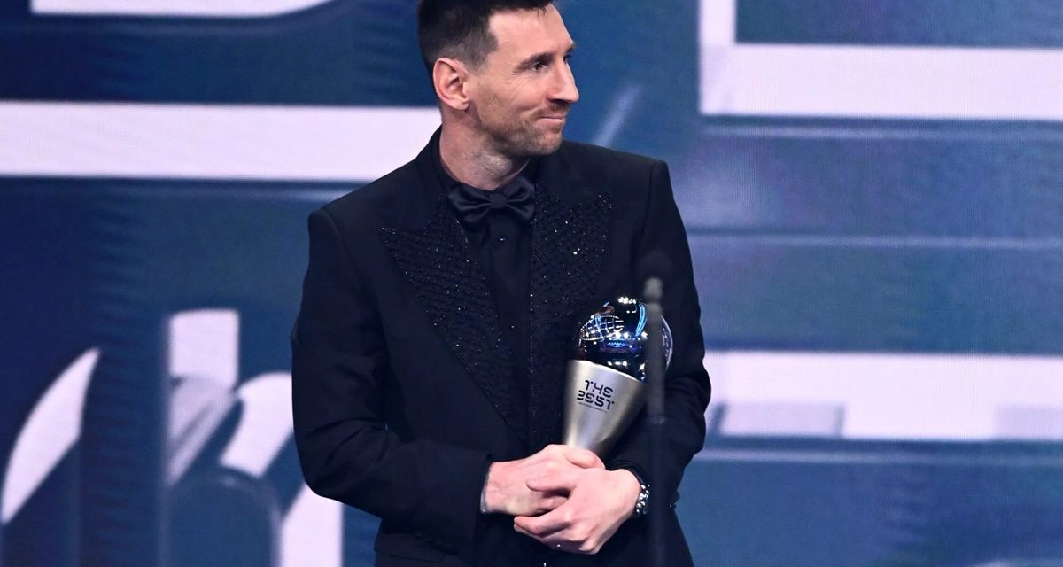 FIFA THE BEST - Messi, Haalang et Mbappé parmi les 12 finalistes