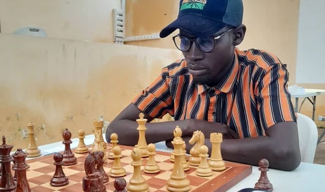 ÉCHECS/SENEGAL CHESS PLAY - Moustapha Dieng pile à l'heure!