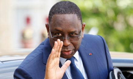 EN COULISSES - "Macky Sall promet à tout le monde... "