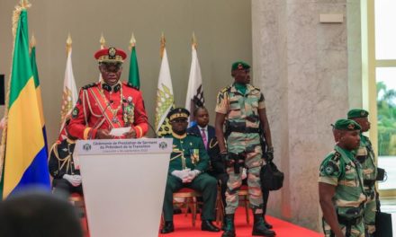 EN COULISSES - Le président de transition reconduit des anciens cadres du régime Bongo