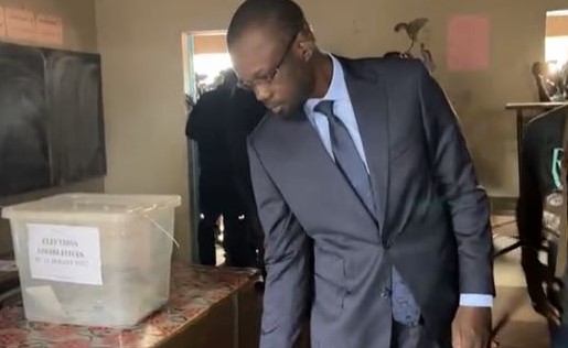 RETRAIT FICHE DE PARRAINAGE- Le mandataire de Ousmane Sonko interdit d’accès à la DGE