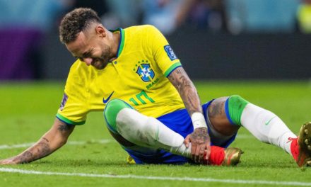 BRESIL - Rupture de ligaments croisés pour Neymar