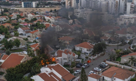 Guerre Israël-Hamas : plus de 700 morts côté israélien, au moins 100 prisonniers aux mains du Hamas