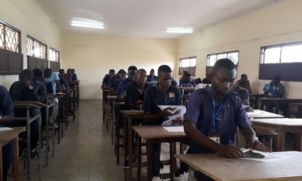 ENSEIGNEMENT TECHNIQUE ET PROFESSIONNEL - Le collectif lance le slogan "oubi tey, grève tey"