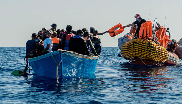 EN COULISSES - La Marine sénégalaise intercepte deux pirogues