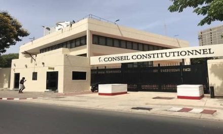 CONSEIL CONSTITUTIONNEL -  La Commission de contrôle des parrainages fait le bilan de la première journée