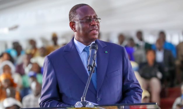 PRESIDENTIELLE - Macky Sall reste ”ferme” sur sa décision de quitter le pouvoir le 2 avril