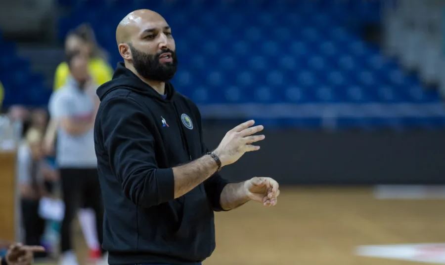 HANDBALL/MONDIAL FÉMININ - Yacine Messaoudi salue la prestation des Lionnes