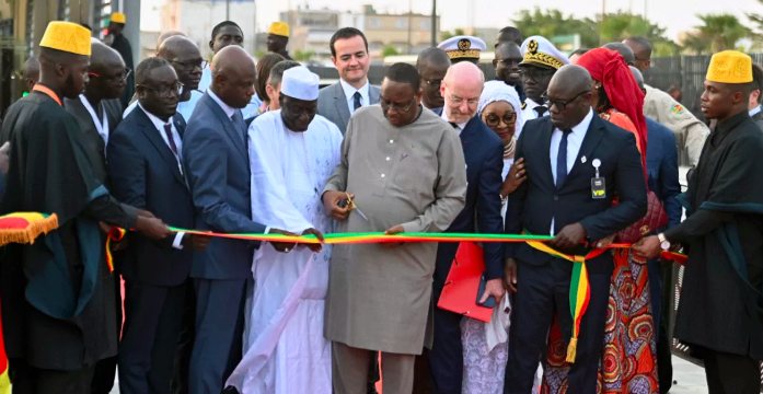 GUEDIAWAYE - Le Brt inauguré par le président Macky Sall