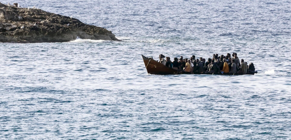 LAMPEDUSA - Deux bateaux chargés de migrants disparaissent en mer