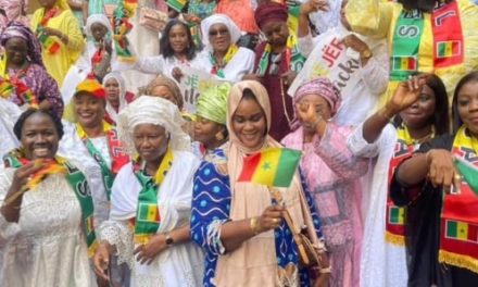 DIALOGUE NATIONAL - Les femmes de l'APR défendent Macky Sall