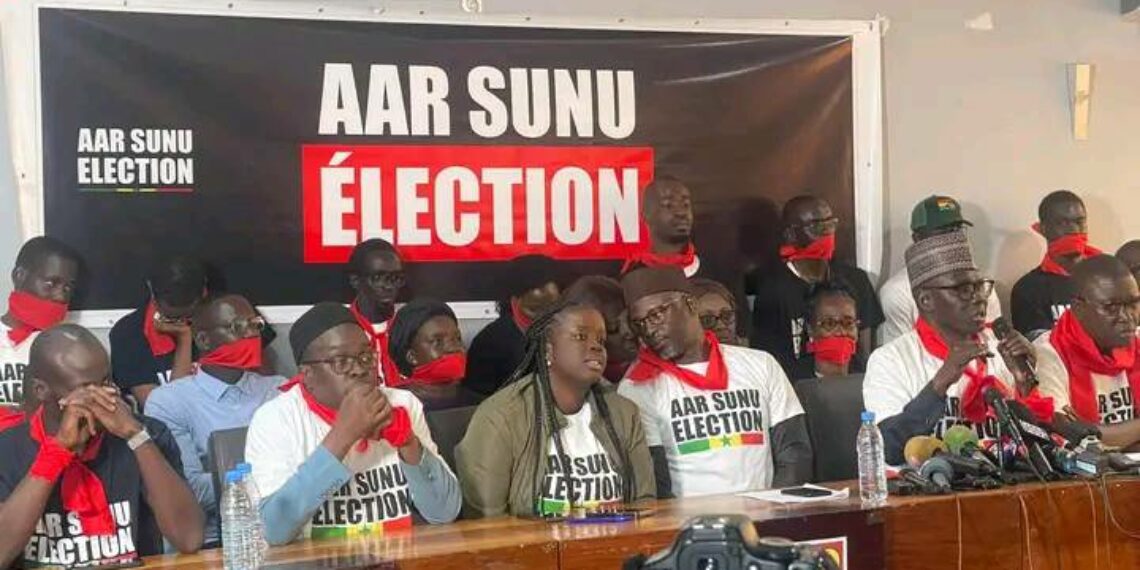 EN COULISSES - La marche silencieuse du collectif "Aar Sunu élection" autorisée