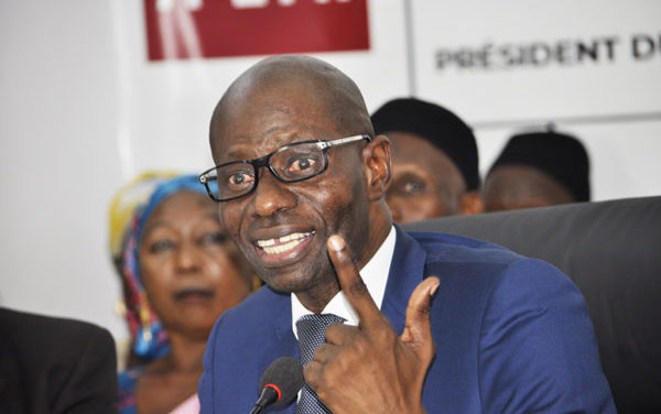 SECRETARIAT GENERAL DU GOUVERNEMENT - Boubacar Camara remplace Al Amine Lô