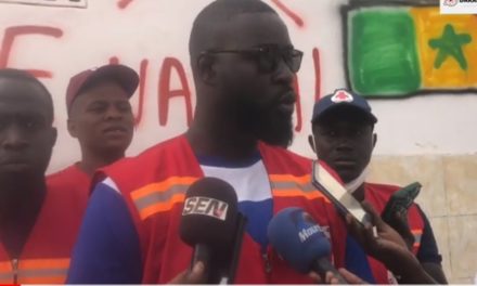 72H DE RÉSISTANCE NATIONALE - Les volontaires de la croix-rouge sénégalaise acculent Bafou Ba