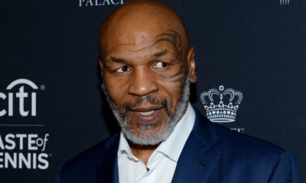 MIKE TYSON SUR LA DÉFAITE DE NGANNOU - "Ce n’était pas de la boxe"