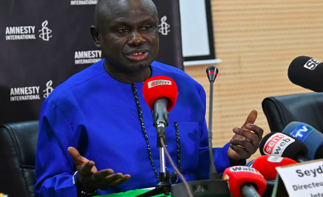 MANIFESTATIONS - Amnesty international invite le président Faye à abroger l’arrêté ”Ousmane Ngom”