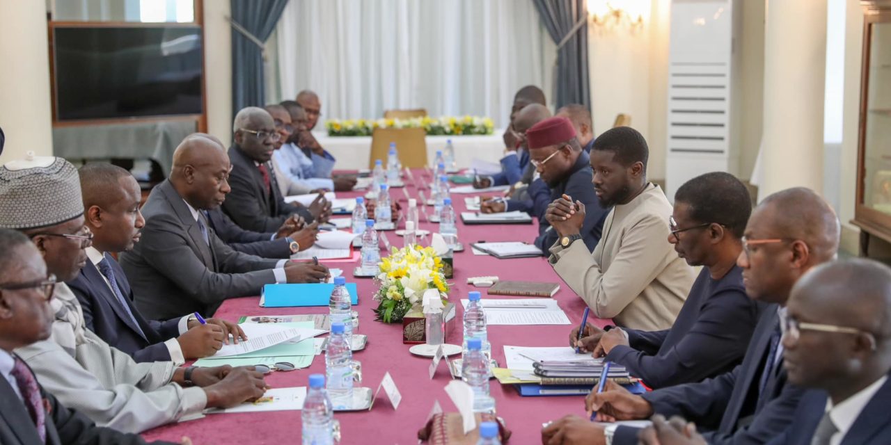 CHANTIERS PUBLICS INACHEVÉS- Le Président Diomaye  donne de fortes instructions au gouvernement pour leur relance et restructuration