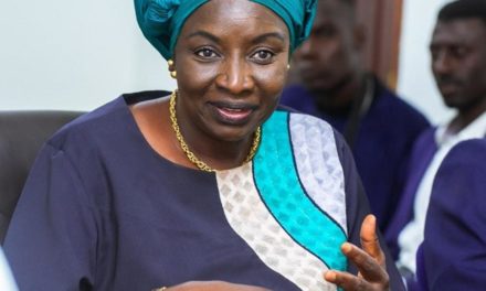 REDDITION DES COMPTES - Mimi Touré demande la traduction de Macky devant la Haute cour de justice