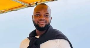 SÉJOUR IRRÉGULIER - Le bloggueur guinéen Djibril Agi Sylla écope d'une amende