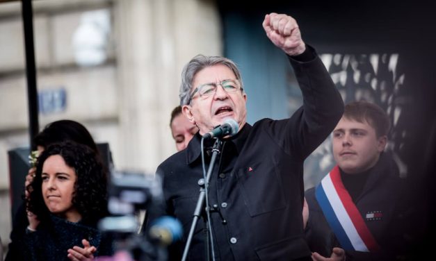 NETTALI TV / MELENCHON - "Pourquoi je séjourne à Dakar"