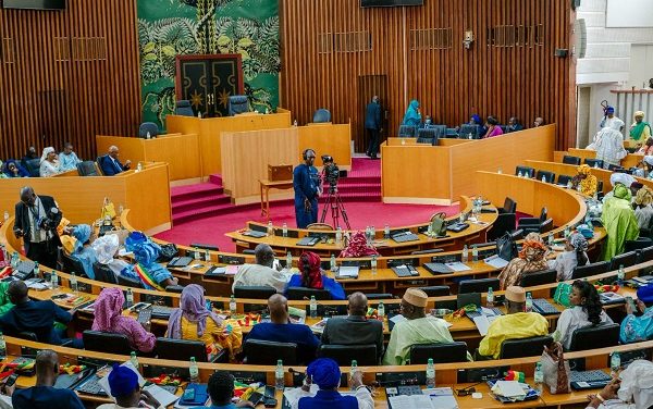 ASSEMBLÉE - La première session extraordinaire de l'année ouverte