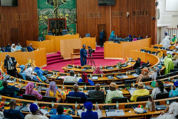 ASSEMBLÉE - La première session extraordinaire de l'année ouverte