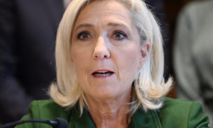 FRANCE - 5 ans d'inéligibilité et deux ans de prison ferme pour Marine Le Pen