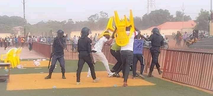 GUINÉE - 3 jours de deuil après une tragédie lors d’une finale de football