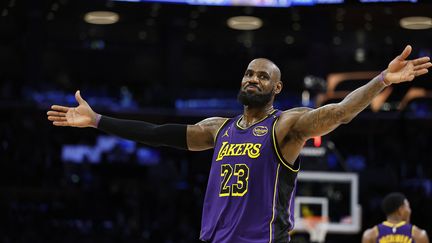 NBA - LeBron James dépasse Michael Jordan
