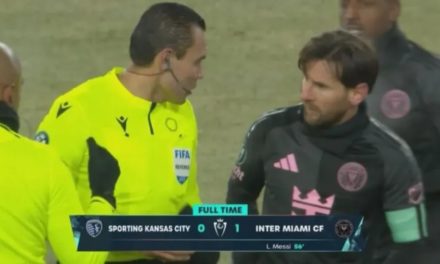 CONCACAF - Un arbitre sanctionné pour avoir demandé un autographe à Messi