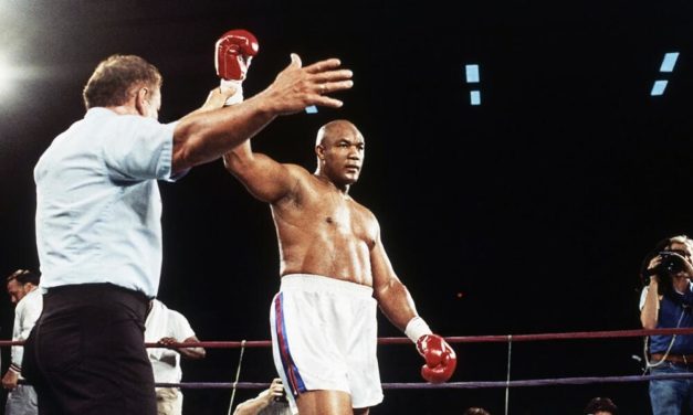 BOXE - George Foreman, légende des poids lourds, est mort à 76 ans