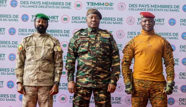 DESTRUCTION D'UN DRONE DE L'ARMÉE MALIENNE - Les pays de l’AES rappellent leurs ambassadeurs accrédités en Algérie