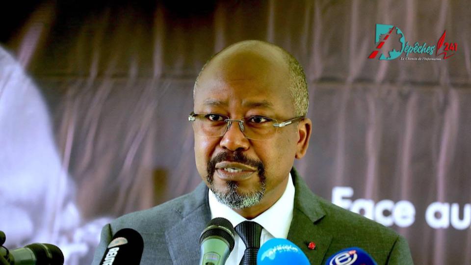 Deuxième, Bilie-By-Nze critique une présidentielle "opaque", mais ne saisira pas la Cour constitutionnelle