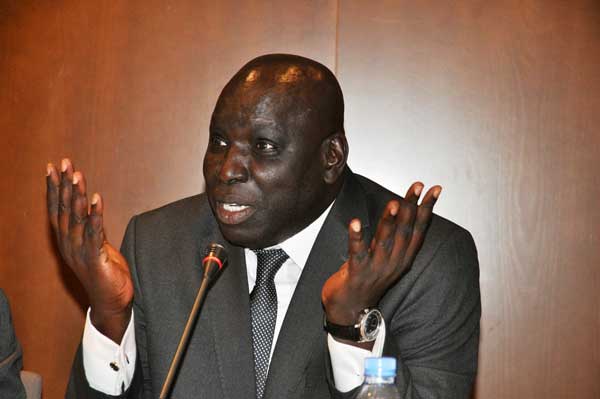ARRESTATION DE SIMON FAYE - Madiambal Diagne dénonce une persécution