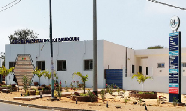 HOPITAL ROI BAUDOIN - L'ancien Directeur, Dr Cheikh Mbaye Seck, arrêté