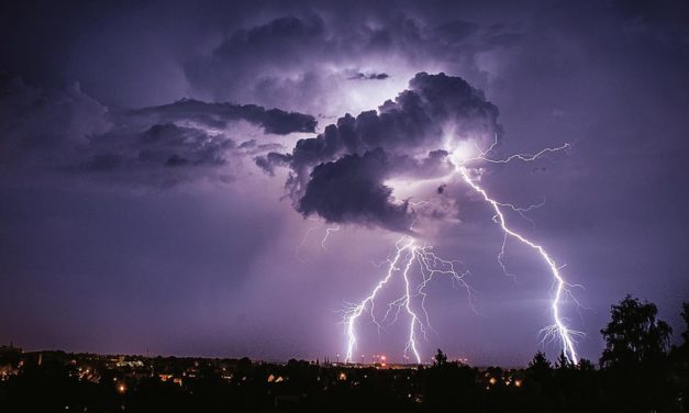 GUÉDIAWAYE - Un jeune frappé mortellement par la foudre lors des premières pluies