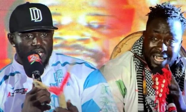 LUTTE AVEC FRAPPE - Le TAS "sauve " le combat Balla Gaye 2 vs Siteu